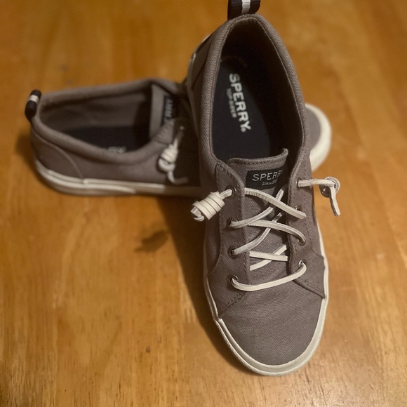 Sperry - Picture 4 of 4